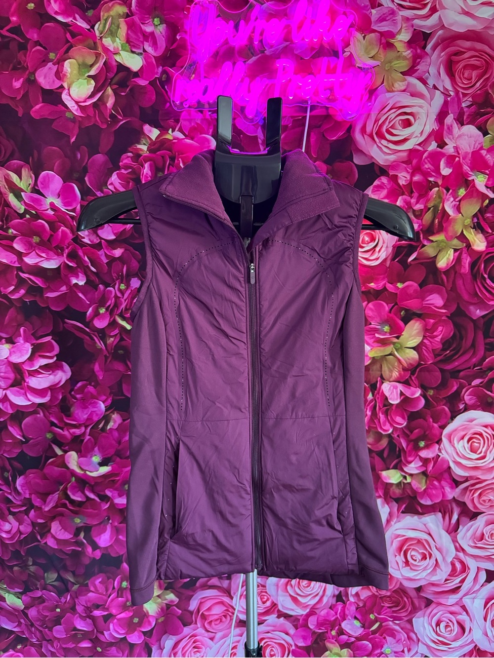 lululemon athletica Sleeveless Zip Vest - Plum